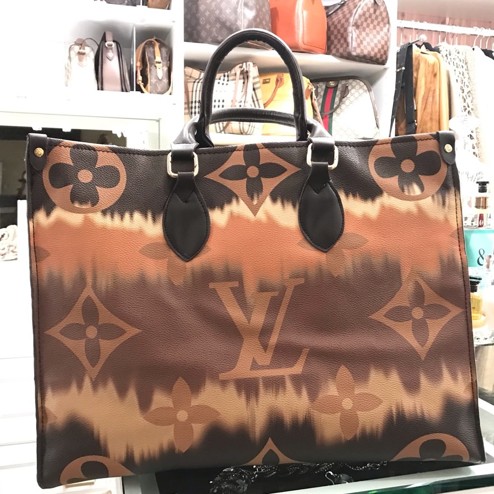 Handbag